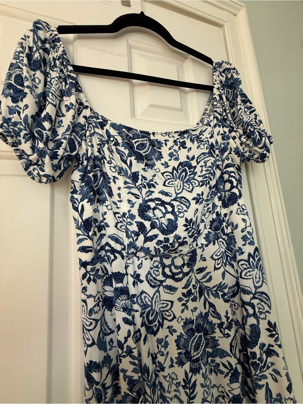 Francesca's Collections White Maxi Dress with Blue Floral Print - Picture 2 of 5